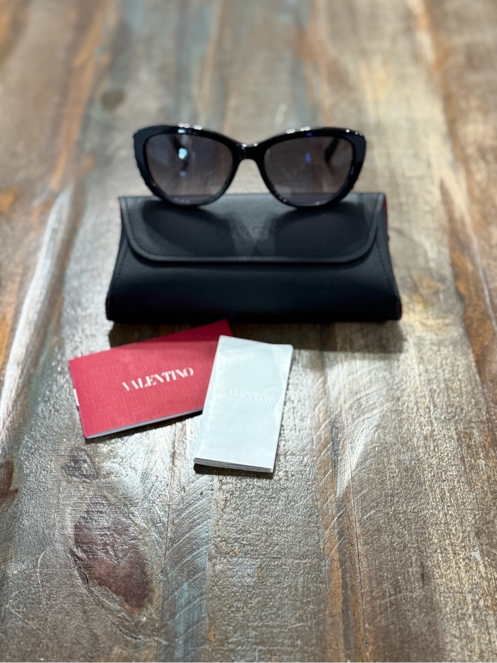 Valentino Model V649S Glossy Black Cat Eye Sunglasses w/ Stud Temple Detail NWT - Picture 1 of 10